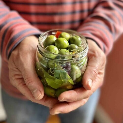 Spicy marinated olives recipe